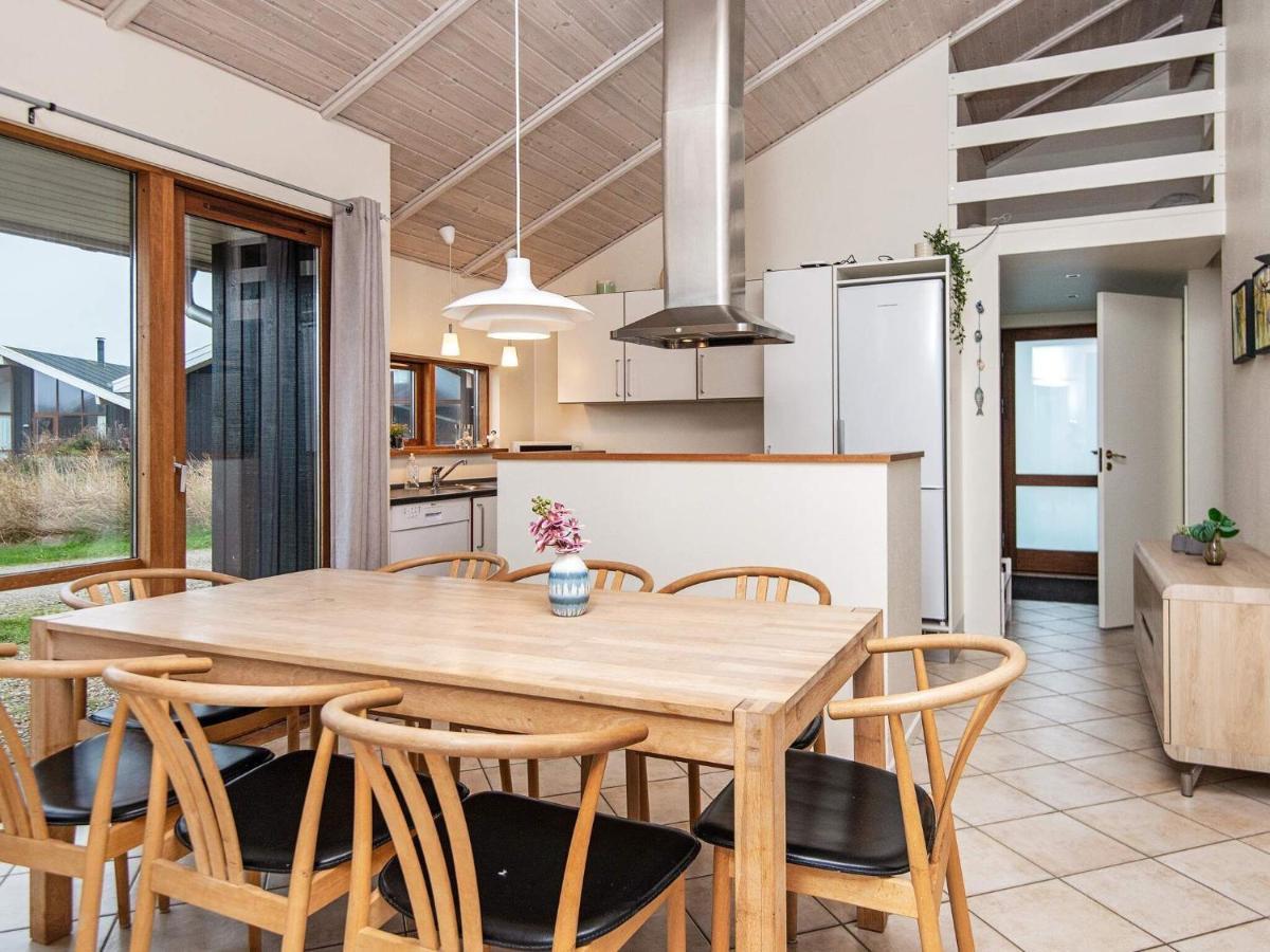 Three-Bedroom Holiday Home In Ulfborg 4 Thorsminde 外观 照片